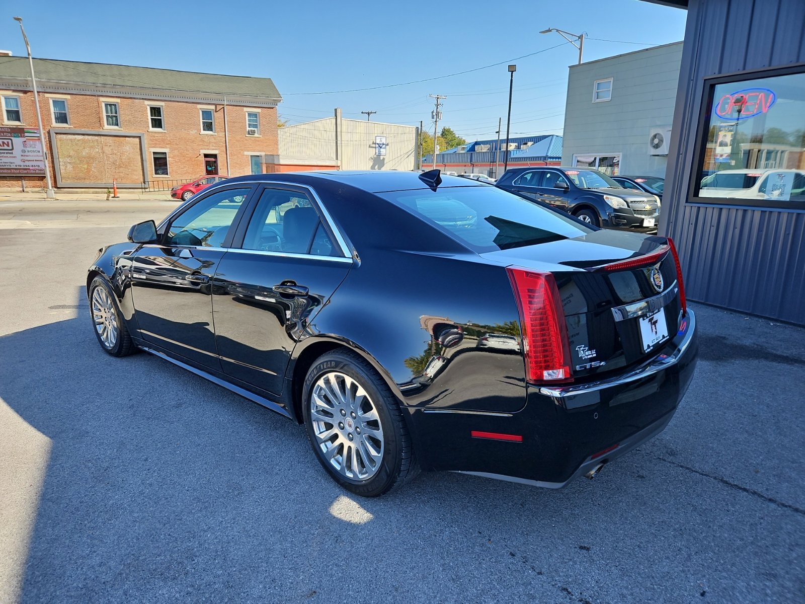 Used 2011 Cadillac CTS Premium AWD/4WD image 4