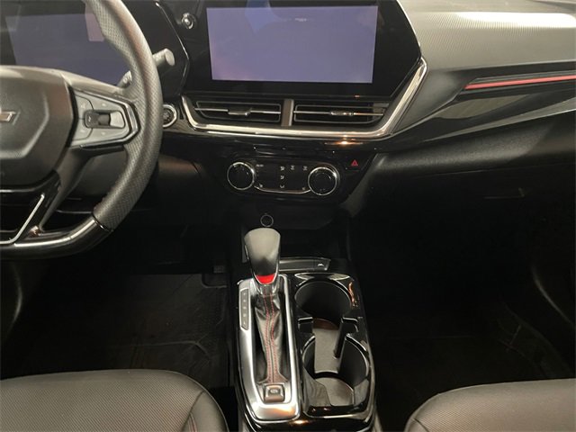 Used 2025 Chevrolet Trax RS w/ Sunroof Package image 11