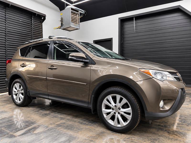 Used 2014 Toyota RAV4 Limited w/ Technology Package AWD/4WD image 7
