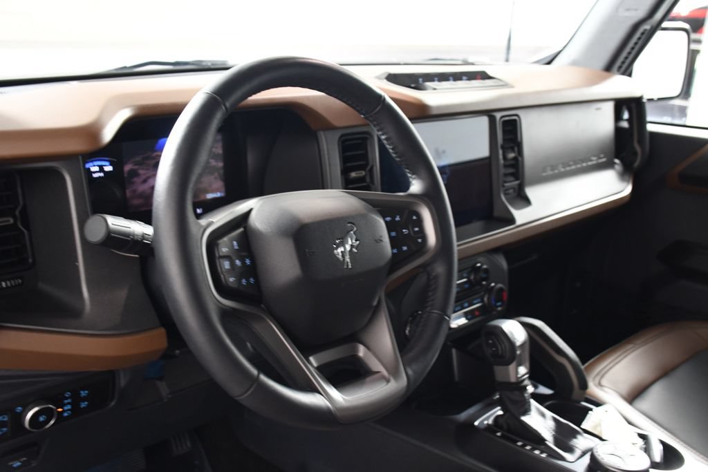Used 2024 Ford Bronco Outer Banks AWD/4WD image 13