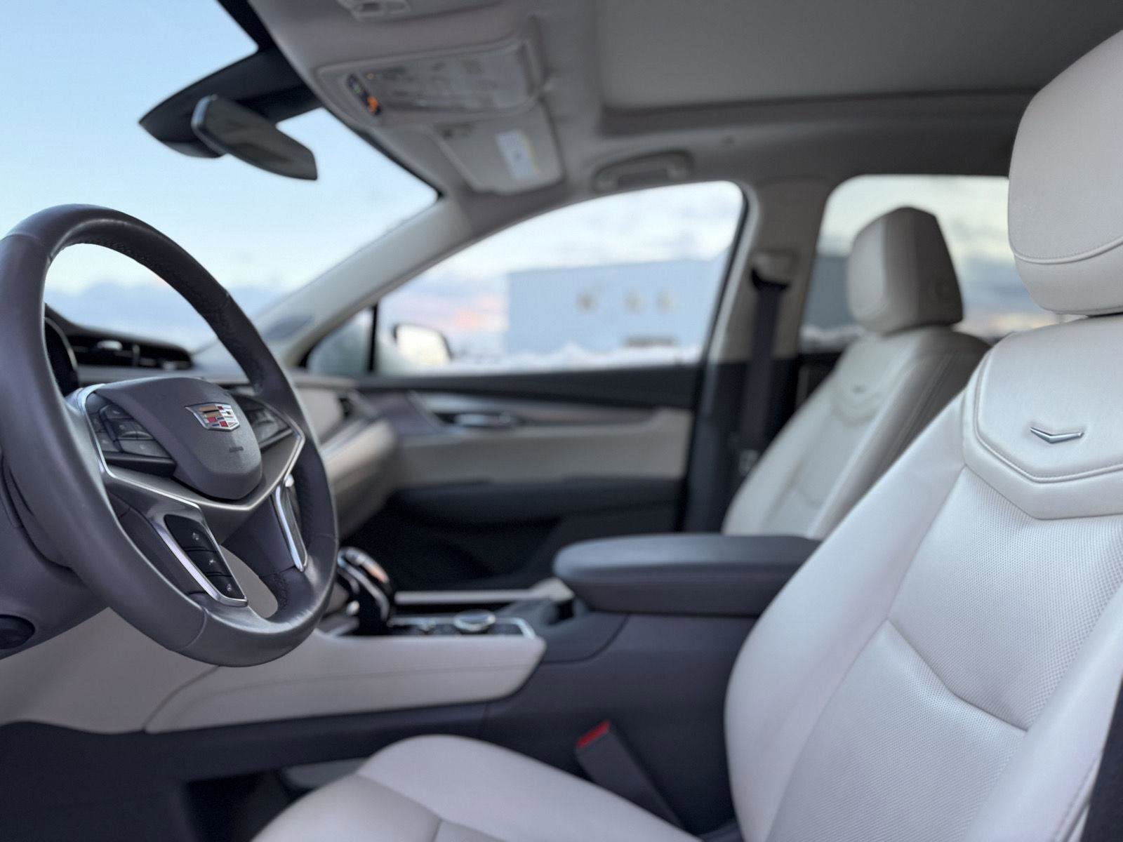 Used 2020 Cadillac XT5 Premium Luxury image 12