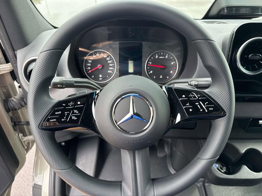 New 2025 Mercedes-Benz Sprinter 2500 image 10