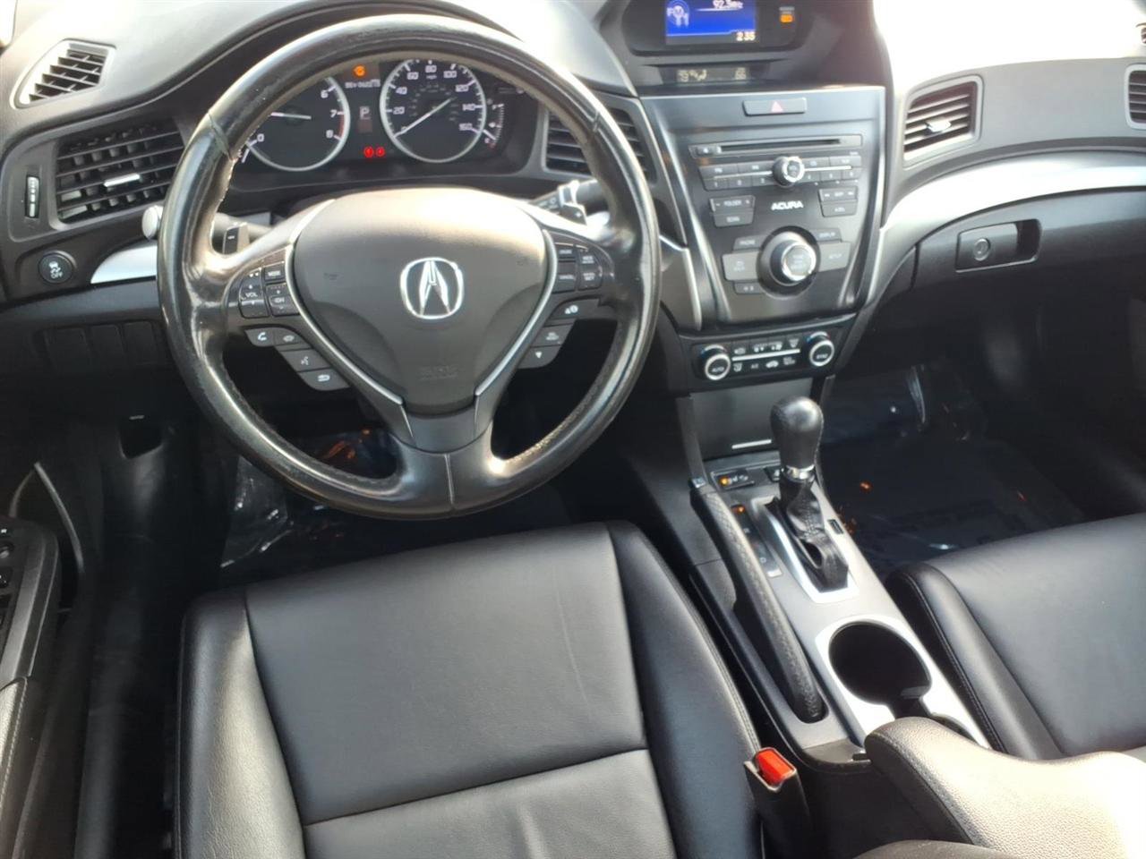 Used 2018 Acura ILX image 10