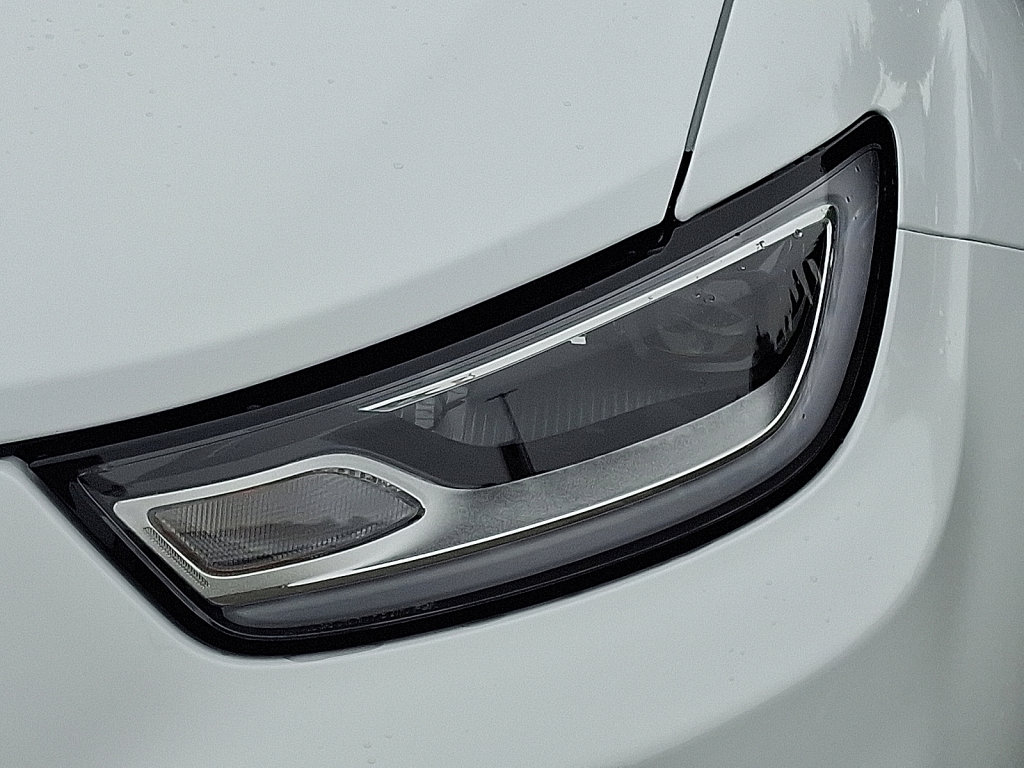 New 2026 Chrysler Pacifica Pinnacle image 4