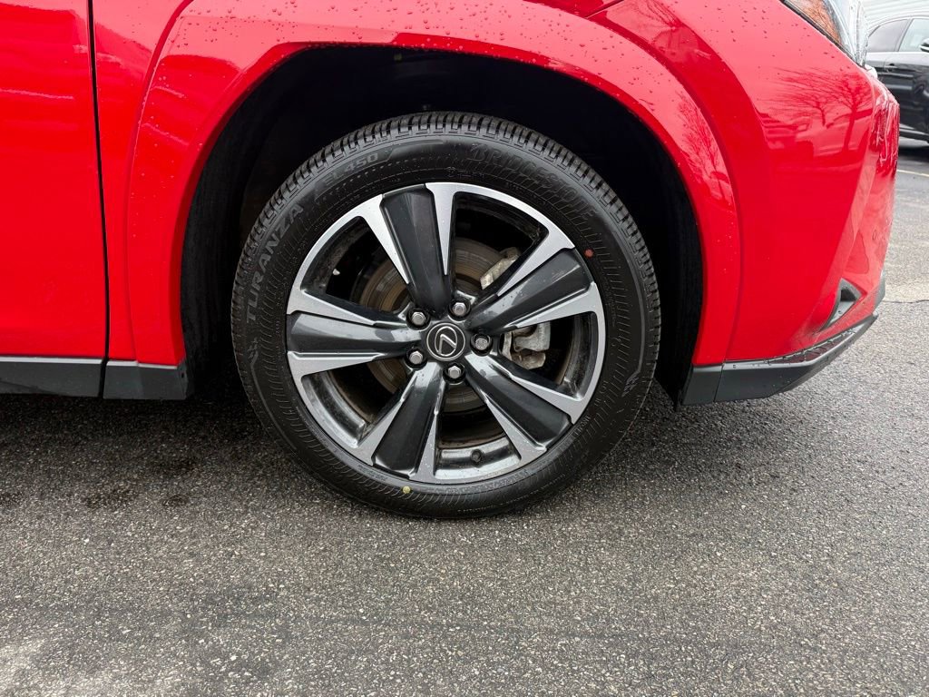 Used 2025 Lexus UX 300h AWD image 27