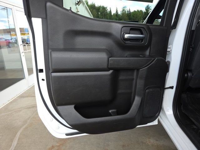 Used 2019 Chevrolet Silverado 1500 Custom Trail Boss w/ Custom Convenience Package AWD/4WD image 42