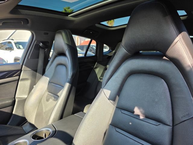 Used 2019 Porsche Panamera 4 image 14