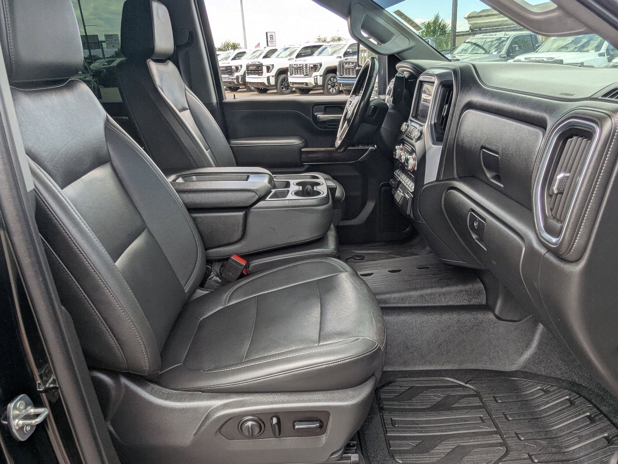 Used 2021 GMC Sierra 3500 SLT w/ Gooseneck/5TH Wheel Package AWD/4WD image 27