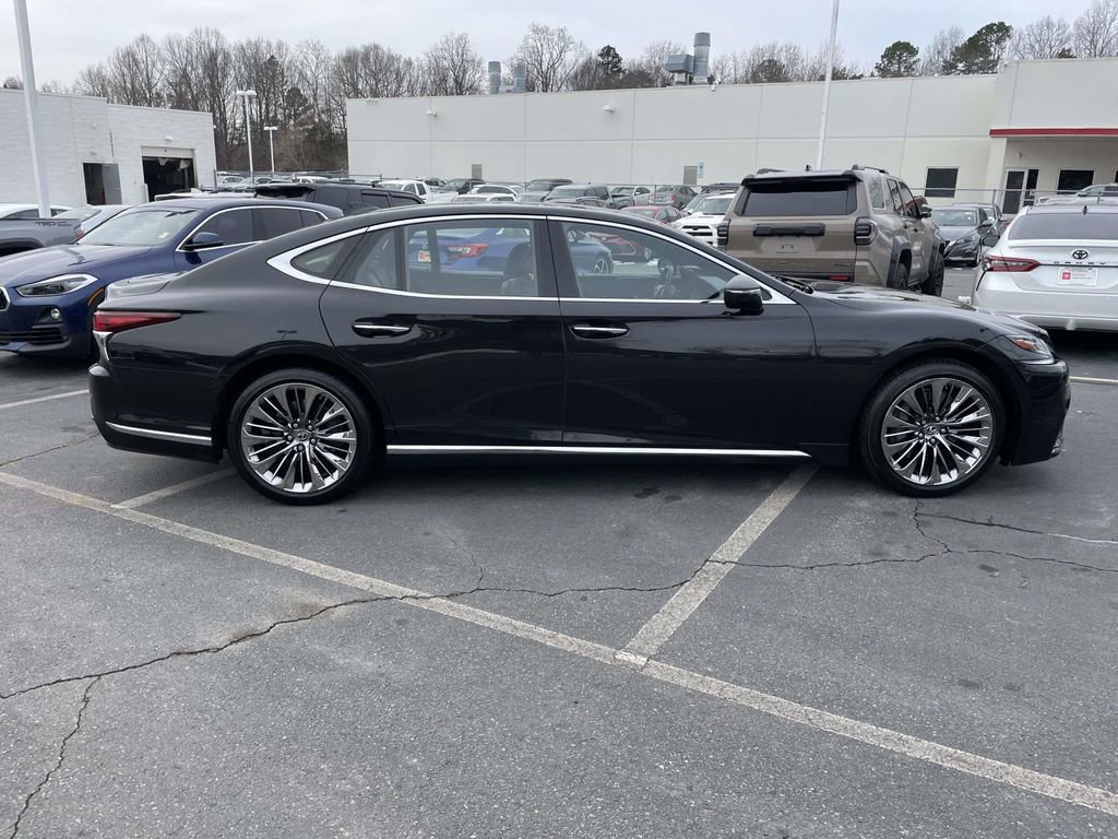 Used 2020 Lexus LS 500 w/ Accessory Package (Z2) image 12
