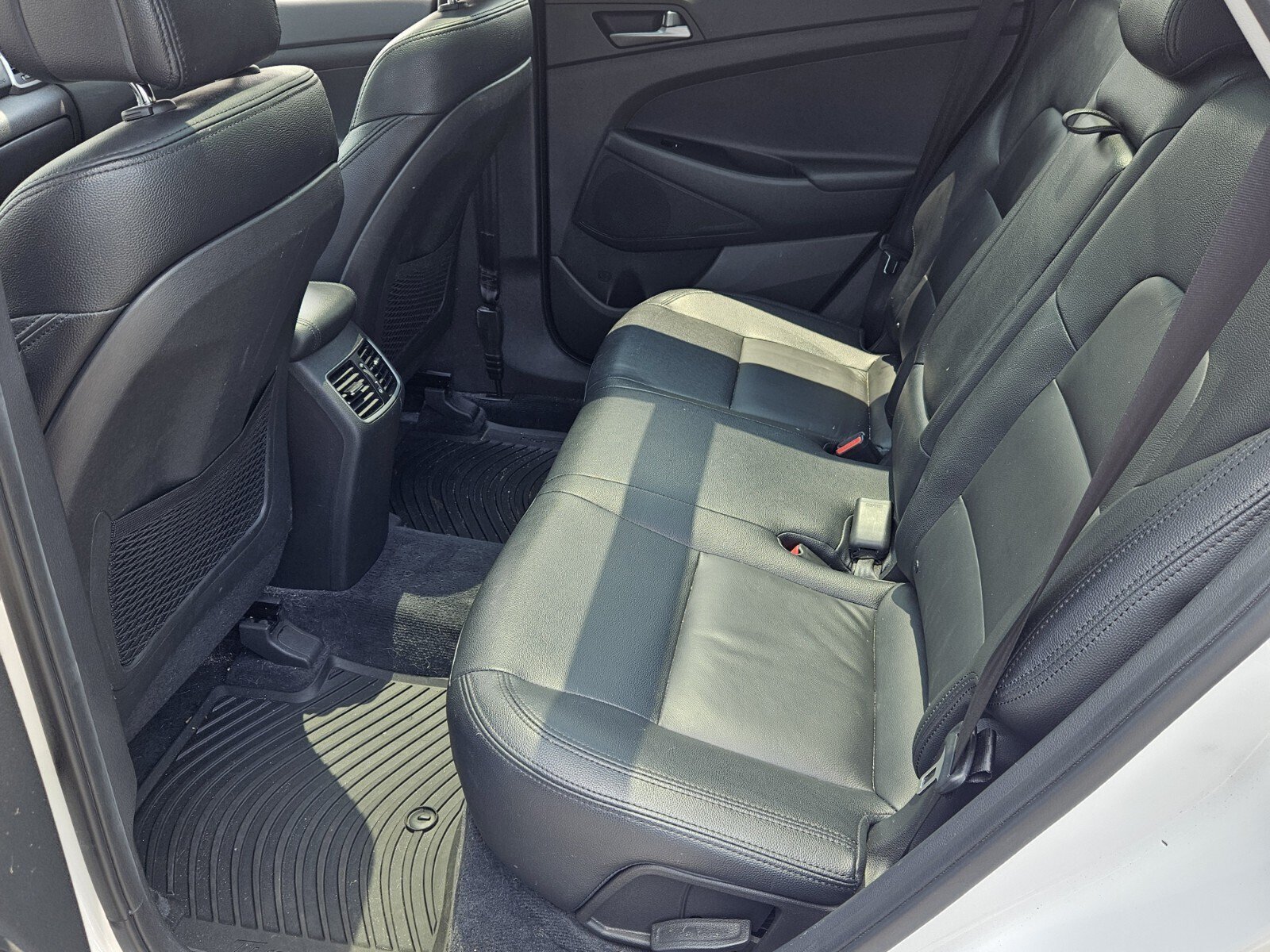 Used 2017 Hyundai Tucson Night FWD image 11