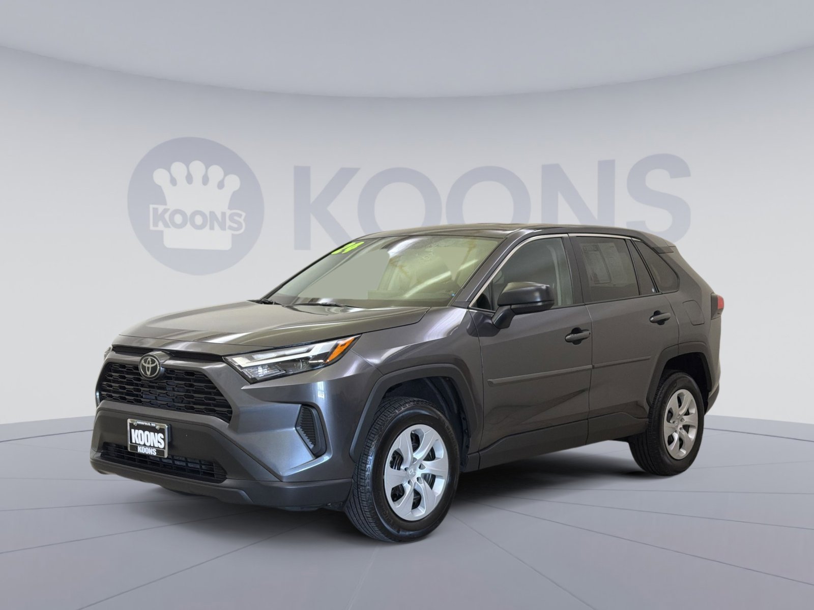 Used 2024 Toyota RAV4 LE AWD/4WD image 5