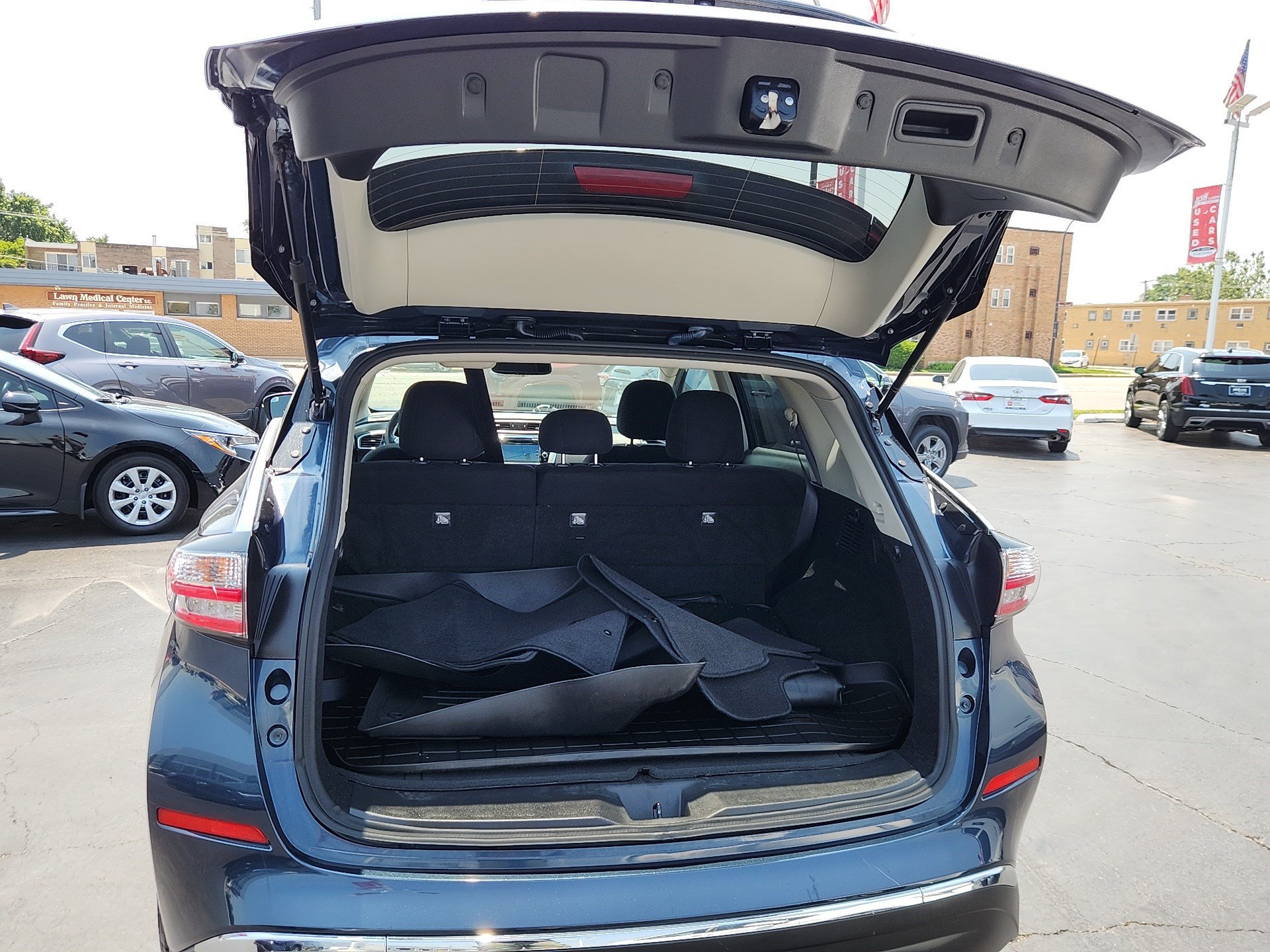 Used 2018 Nissan Murano SV AWD/4WD image 26