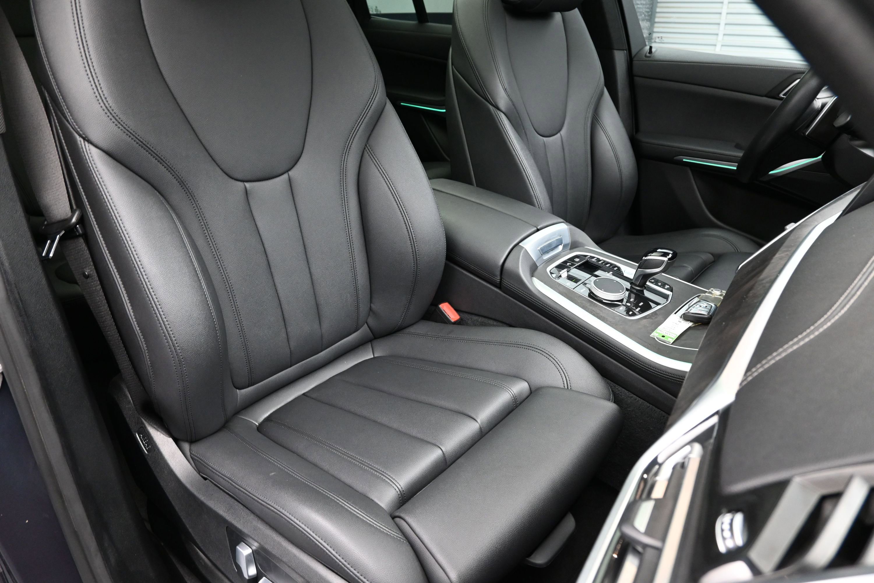 Used 2022 BMW X5 xDrive45e w/ Climate Comfort Package AWD/4WD image 40