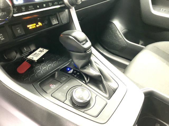 Used 2022 Toyota RAV4 SE w/ SE Grade Weather Package AWD/4WD image 24