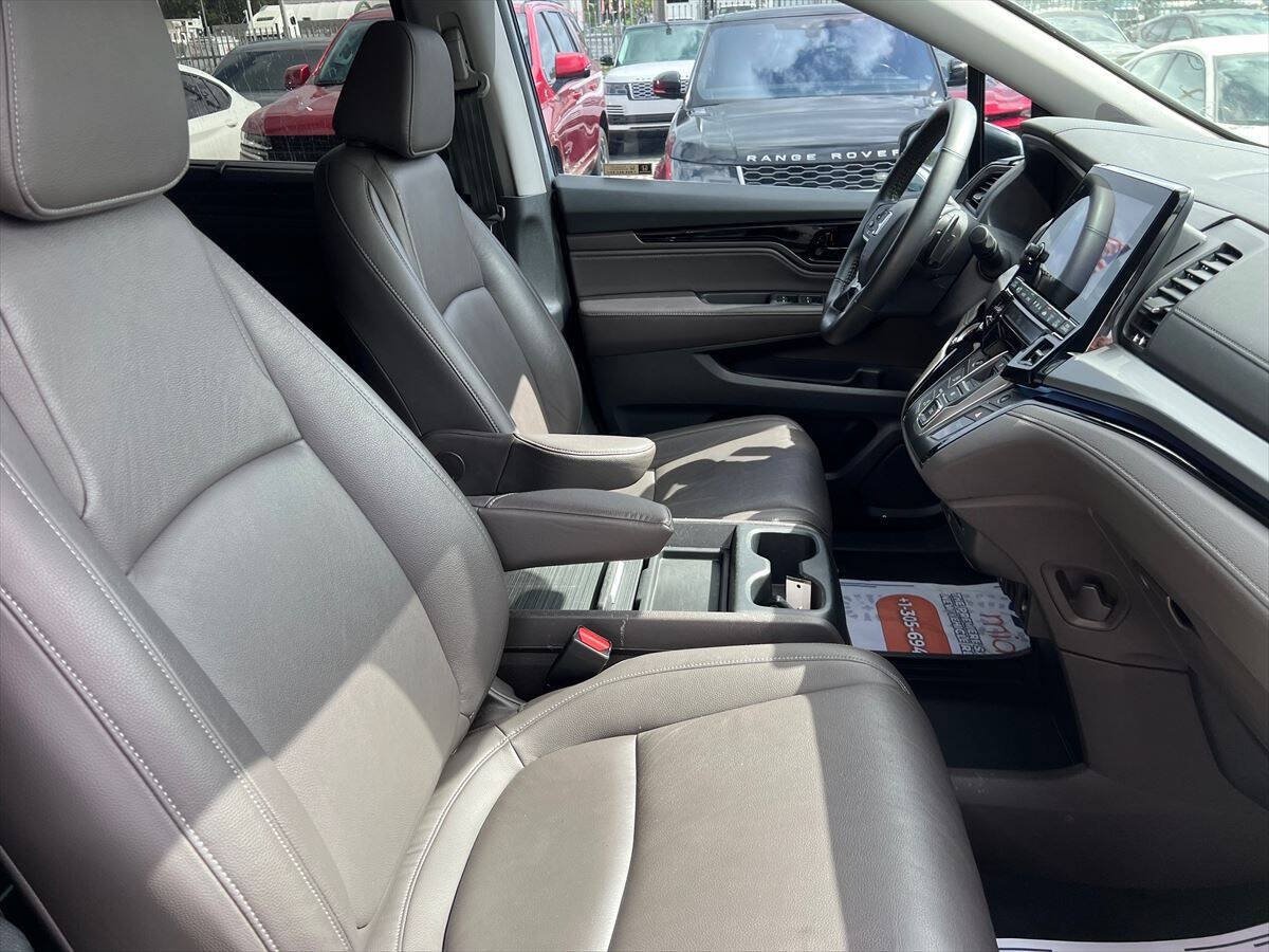 Used 2024 Honda Odyssey Touring image 8