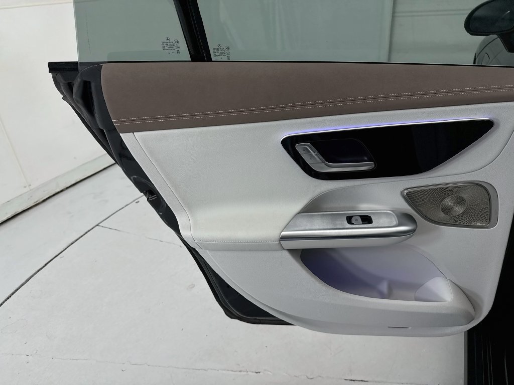 Certified 2023 Mercedes-Benz EQE 500 4MATIC Sedan image 25