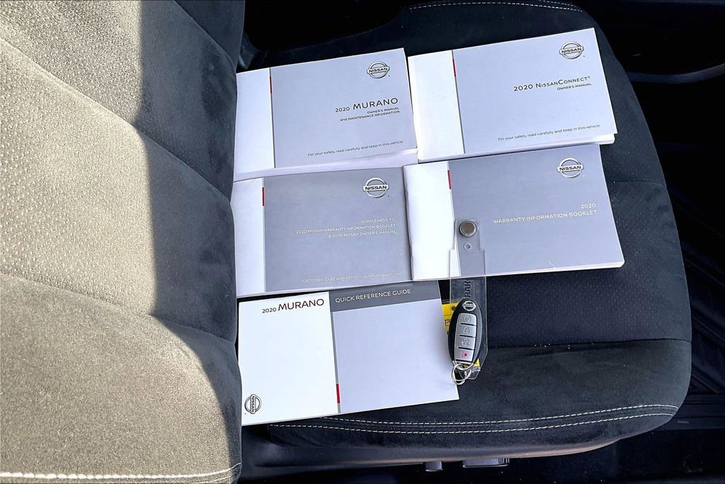 Used 2020 Nissan Murano SV image 12