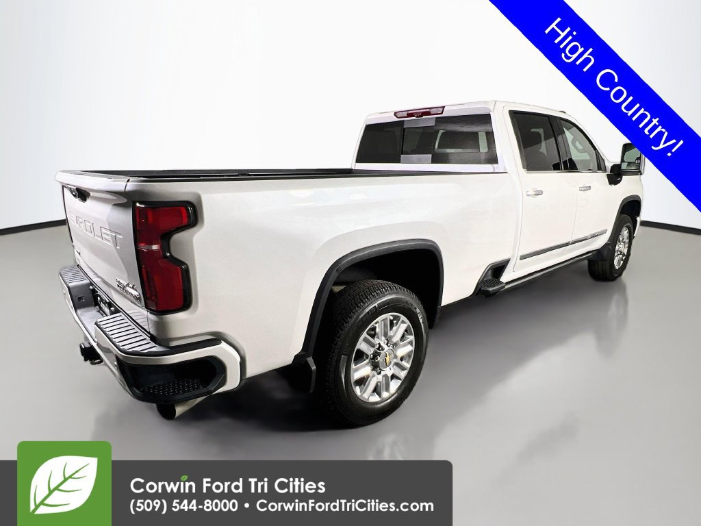 Used 2024 Chevrolet Silverado 3500 High Country w/ High Country Premium Package AWD/4WD image 14