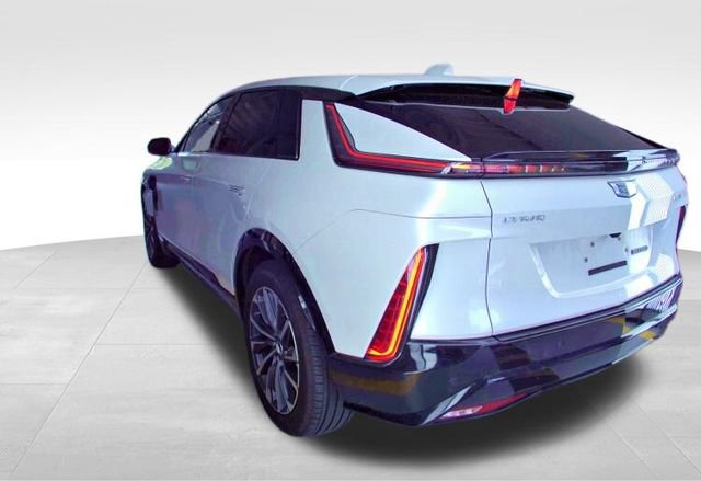 Used 2024 Cadillac Lyriq Sport AWD/4WD image 4