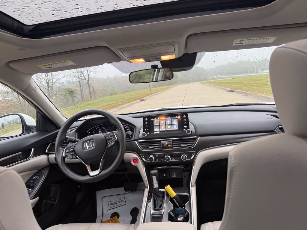 Used 2018 Honda Accord EX image 17