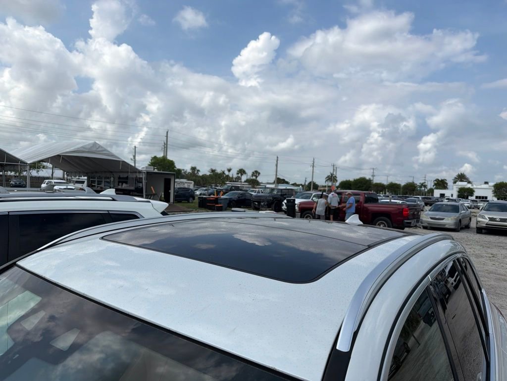 Used 2021 BMW X3 sDrive30i w/ Convenience Package RWD image 3