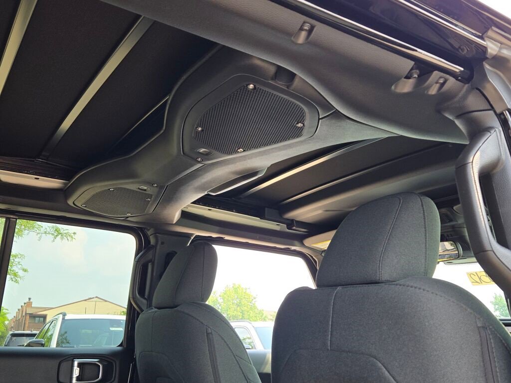 New 2025 Jeep Wrangler Sport S image 12