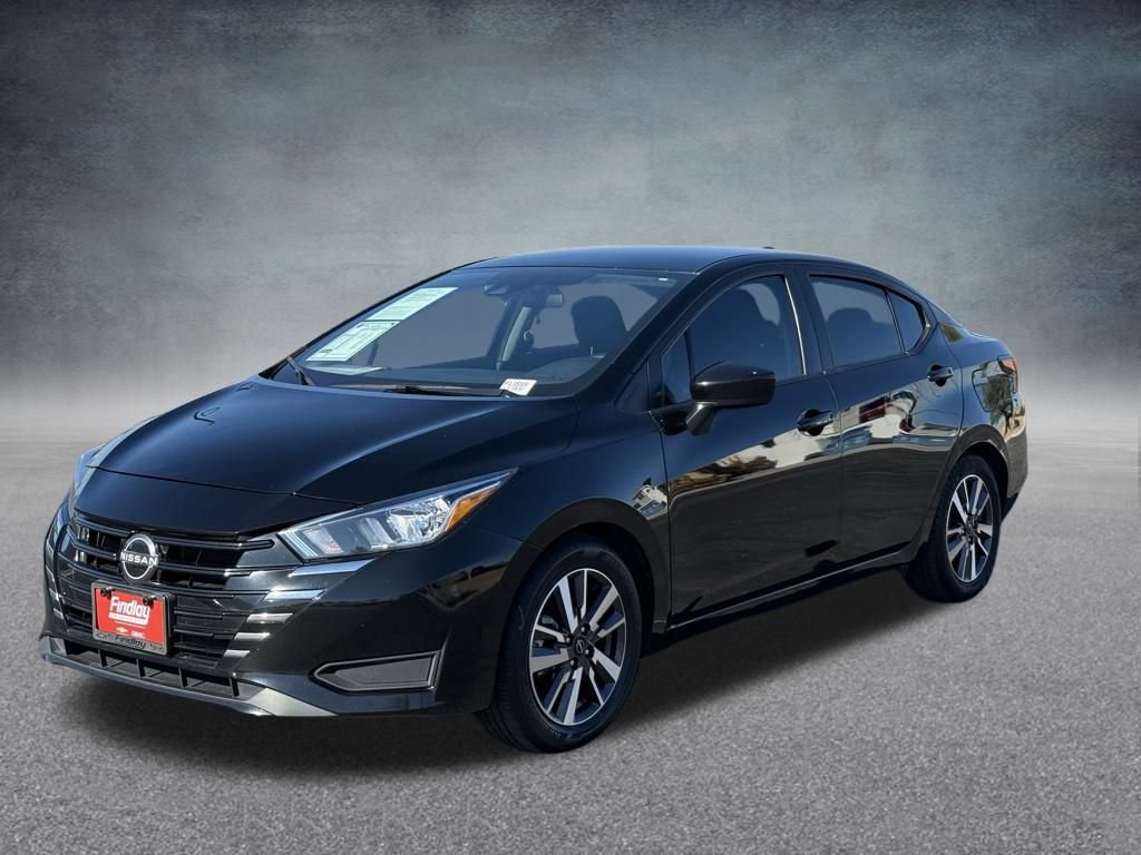 Used 2023 Nissan Versa SV image 8