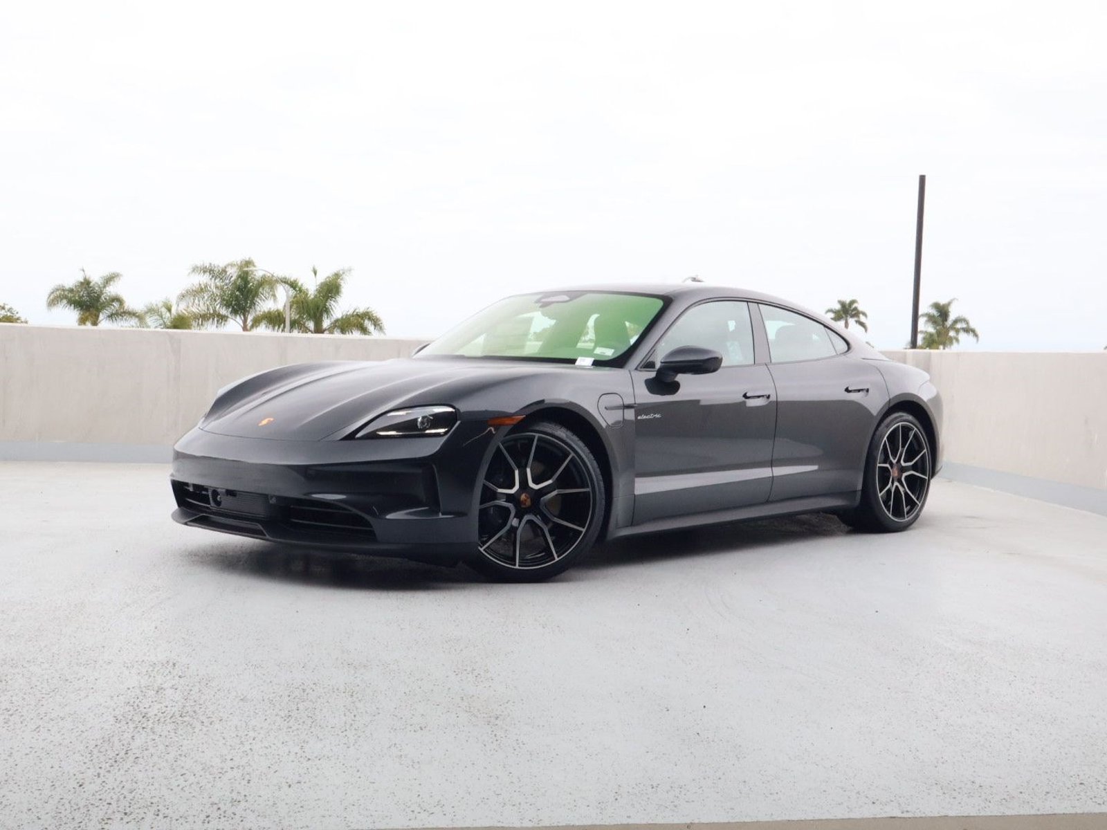 New 2026 Porsche Taycan AWD/4WD image 1