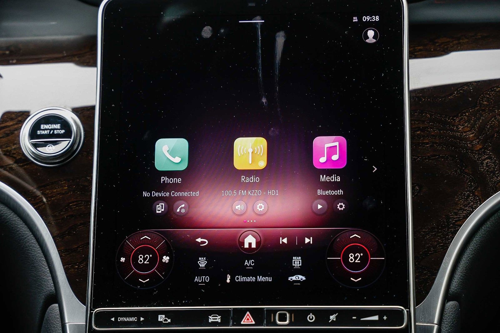 Certified 2025 Mercedes-Benz GLC 300 image 12