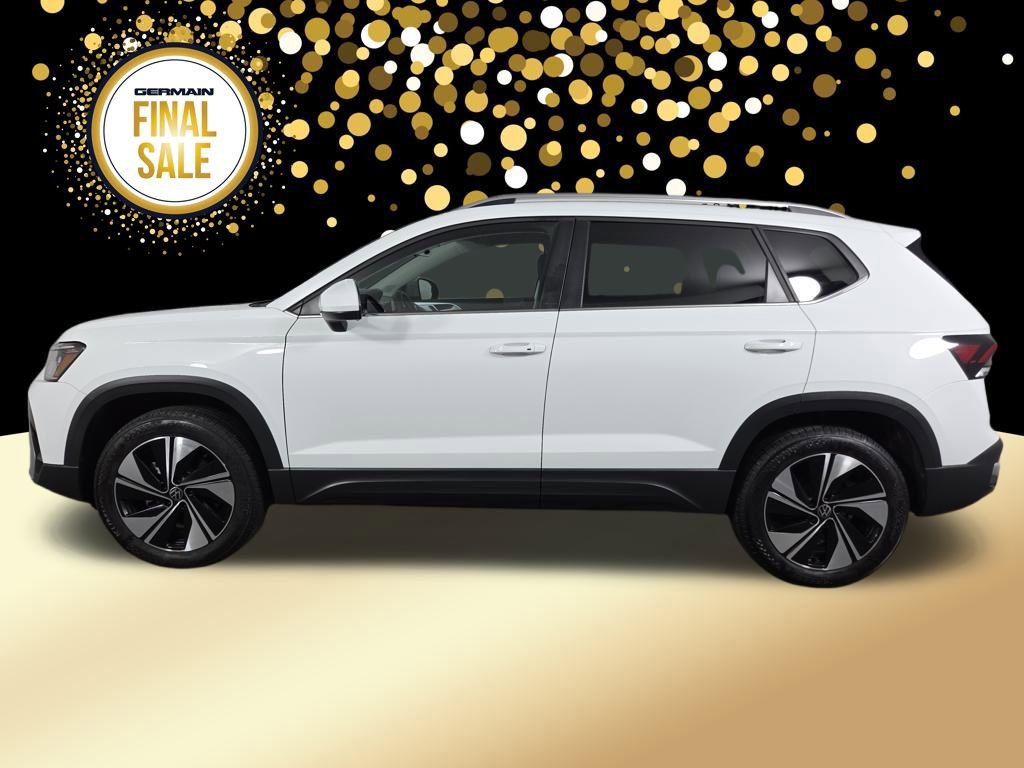 Certified 2025 Volkswagen Taos SE image 9