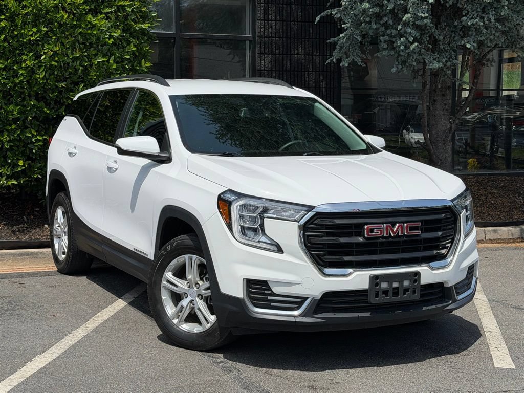 Used 2023 GMC Terrain SLE w/ Driver Convenience Package AWD/4WD image 7