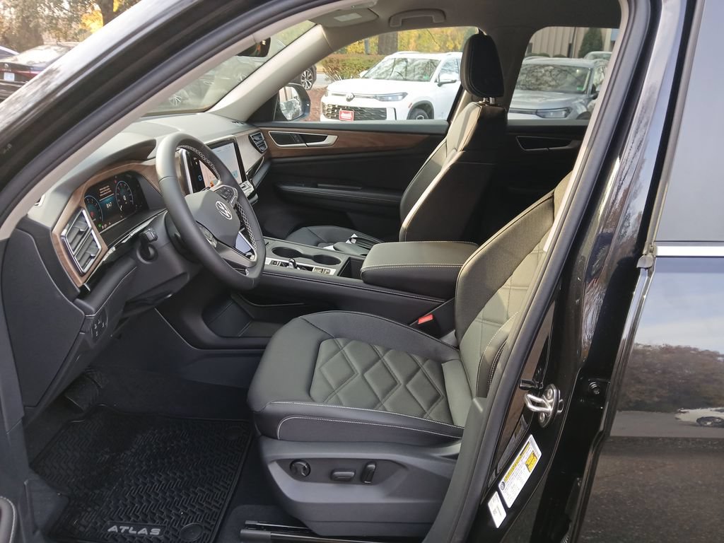 Used 2026 Volkswagen Atlas SE AWD/4WD image 9