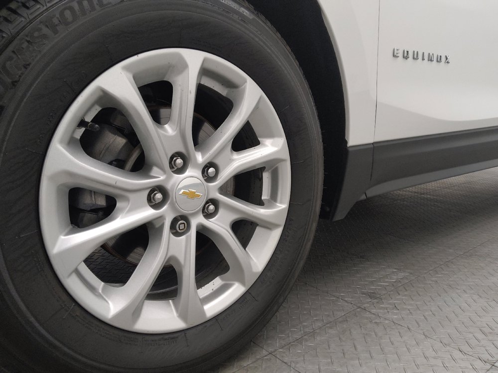 Used 2018 Chevrolet Equinox LS image 31