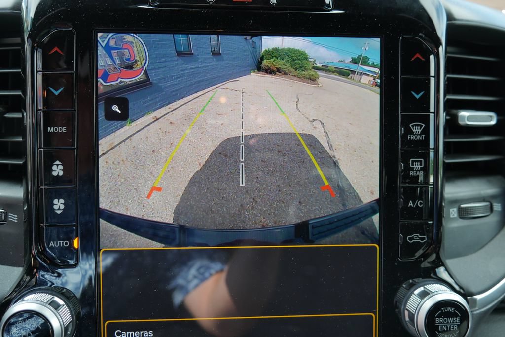 Used 2024 RAM 1500 Big Horn AWD/4WD image 28