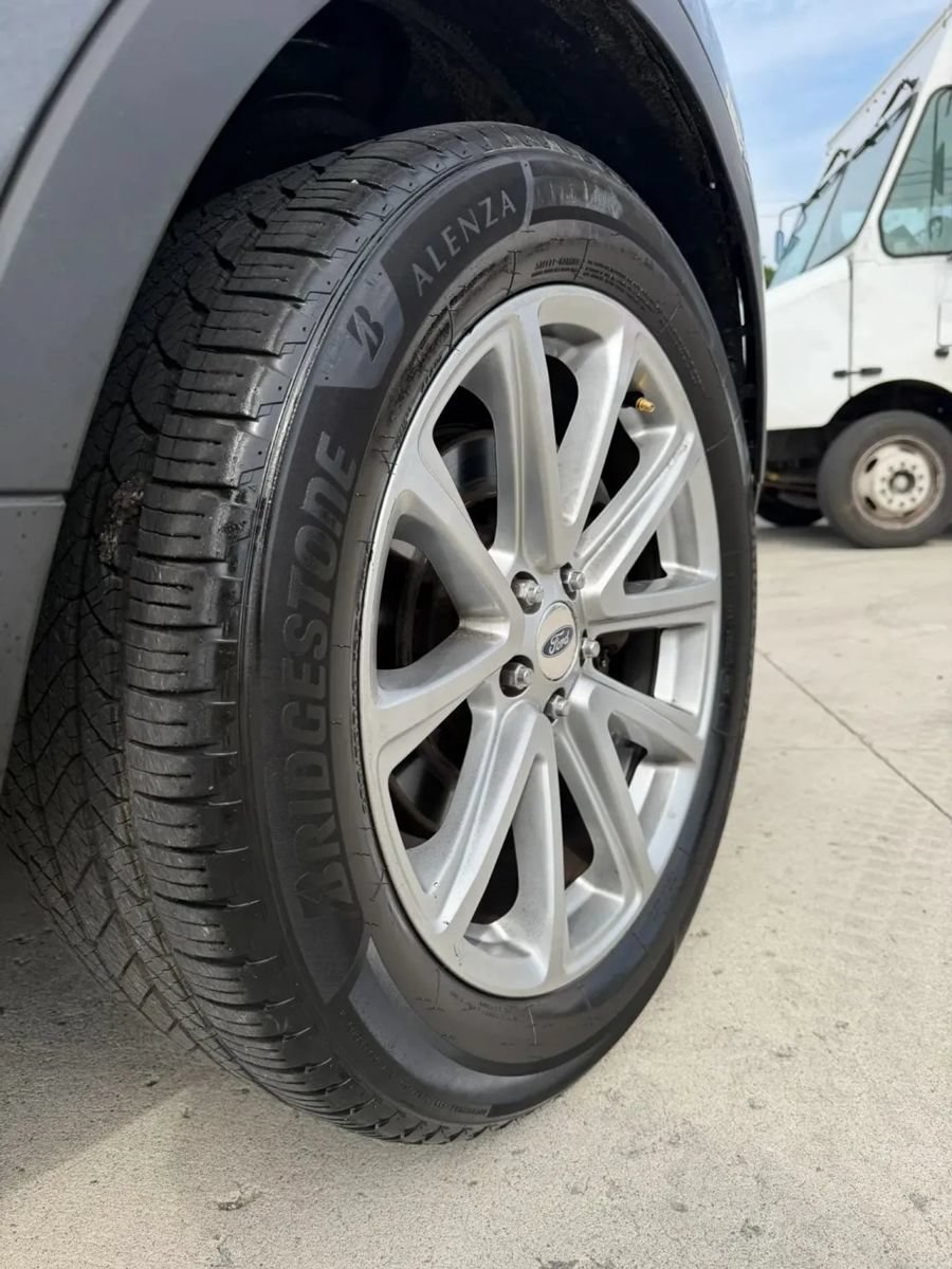 Used 2016 Ford Explorer Limited AWD/4WD image 9