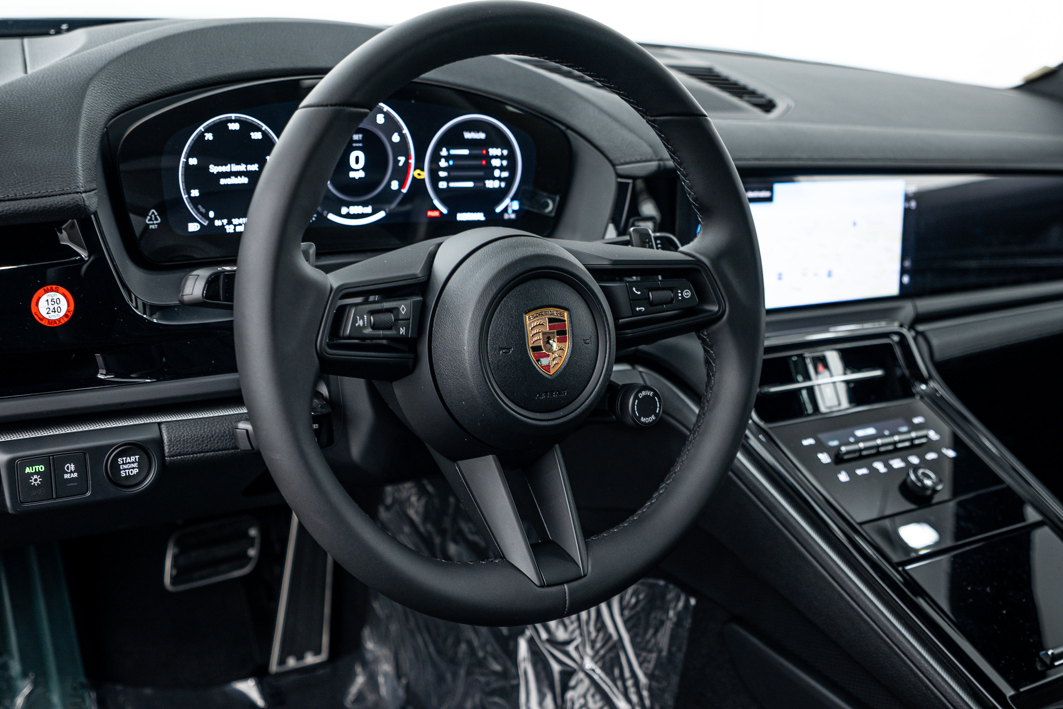 New 2026 Porsche Panamera 4 AWD/4WD image 14