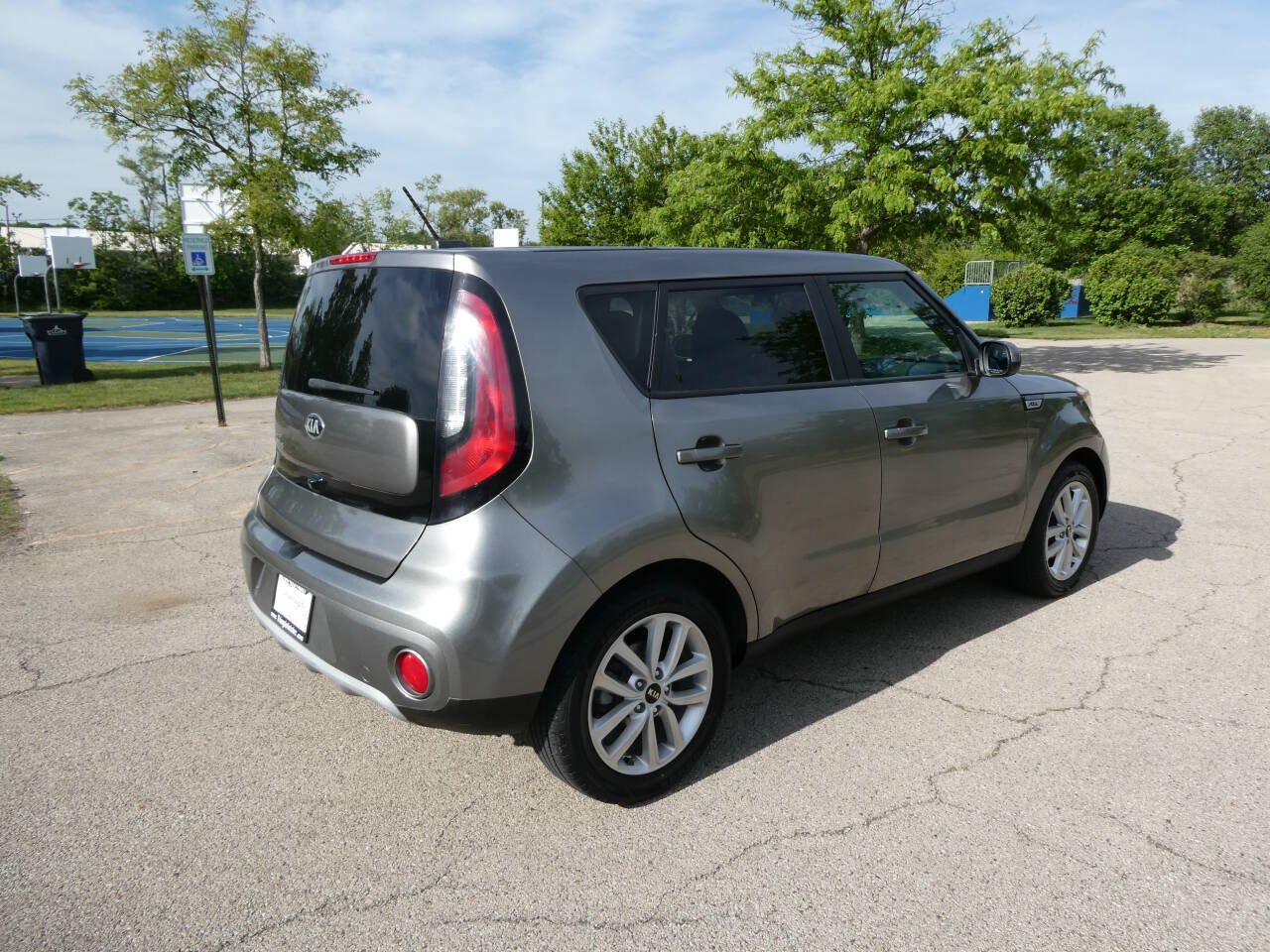 Used 2019 Kia Soul + FWD image 5