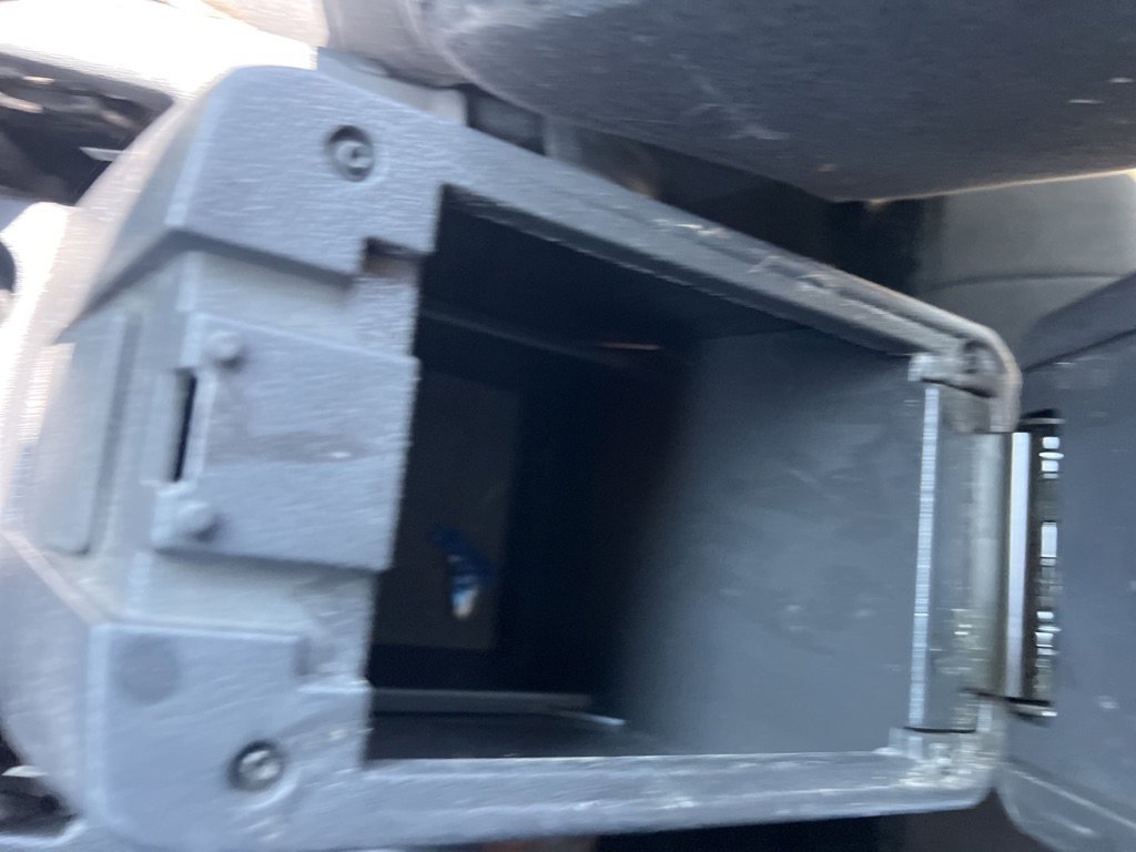 Used 2016 Jeep Patriot Sport image 38