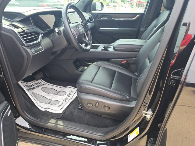 Used 2024 GMC Acadia Elevation AWD/4WD image 11