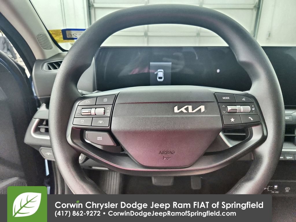 Used 2025 Kia K4 FWD image 21
