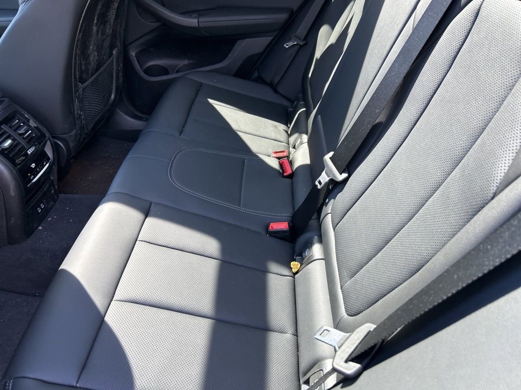 Certified 2024 BMW X3 xDrive30i w/ M Sport Package image 9