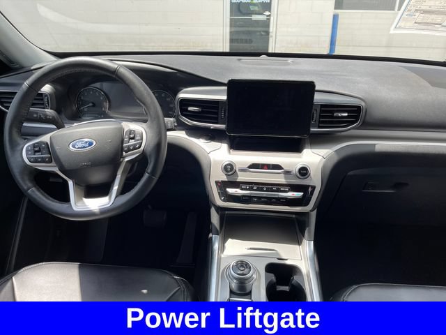 Used 2024 Ford Explorer XLT w/ Equipment Group 202A AWD/4WD image 12