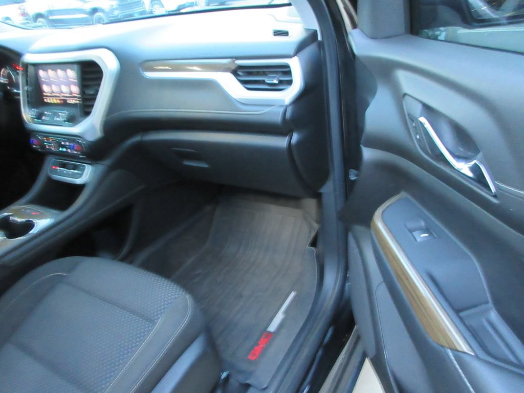 Certified 2023 GMC Acadia SLE w/ Driver Convenience Package FWD image 18