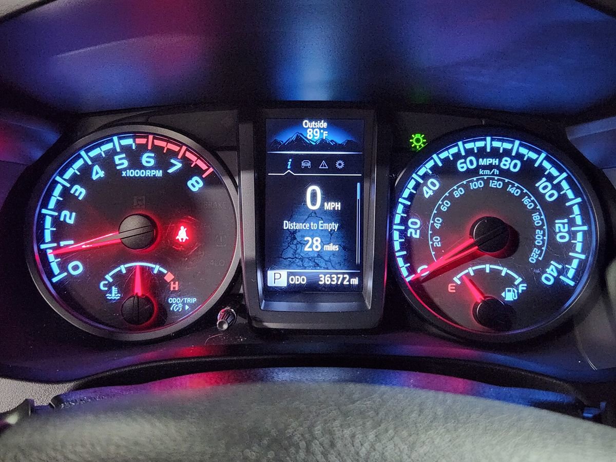 Used 2021 Toyota Tacoma SR w/ SR Convenience Package RWD image 35