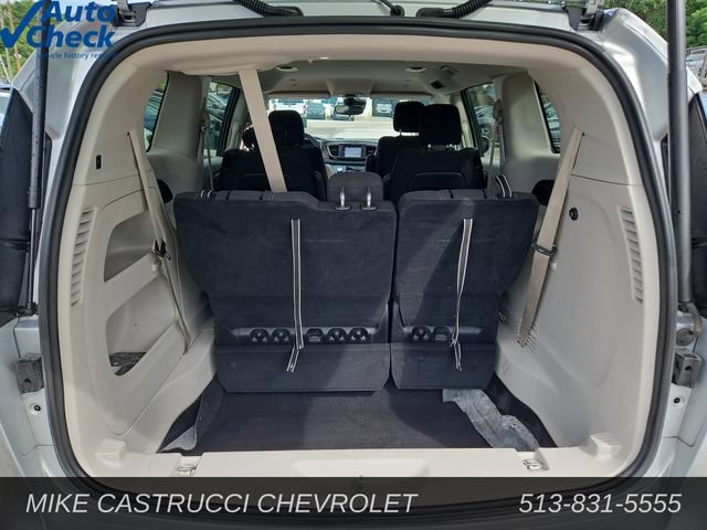 Used 2023 Chrysler Voyager LX FWD image 29