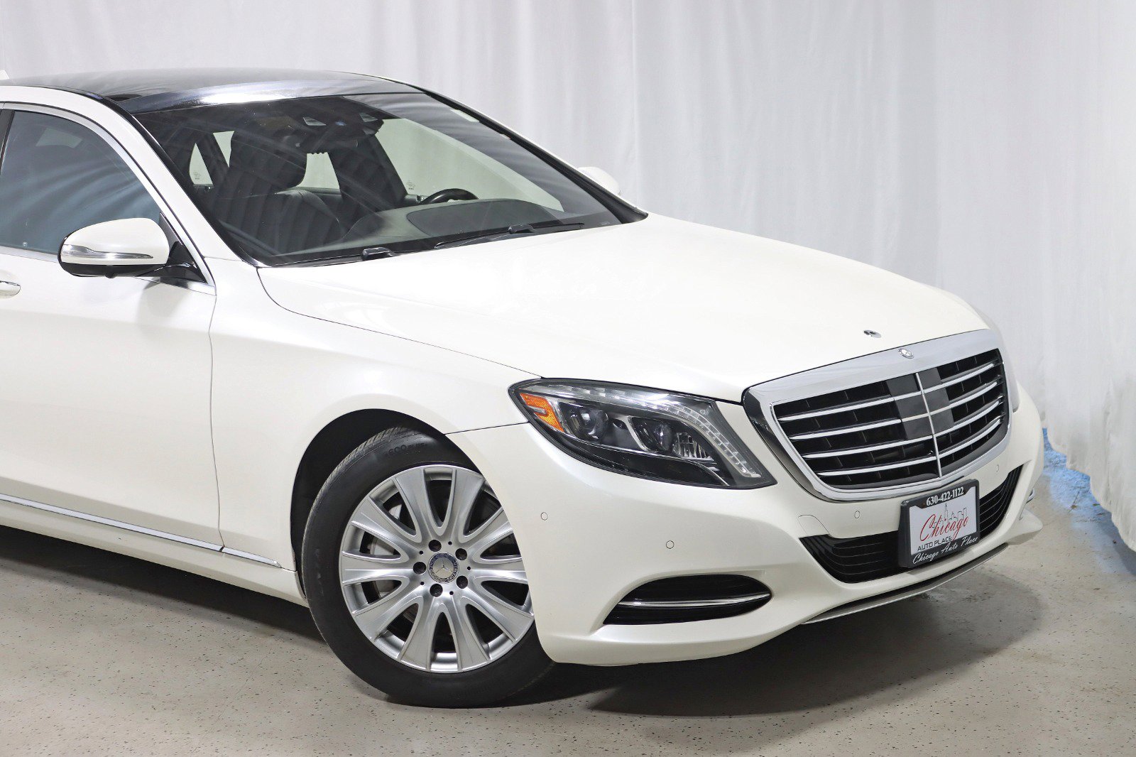 Used 2015 Mercedes-Benz S 550 4MATIC Sedan image 2