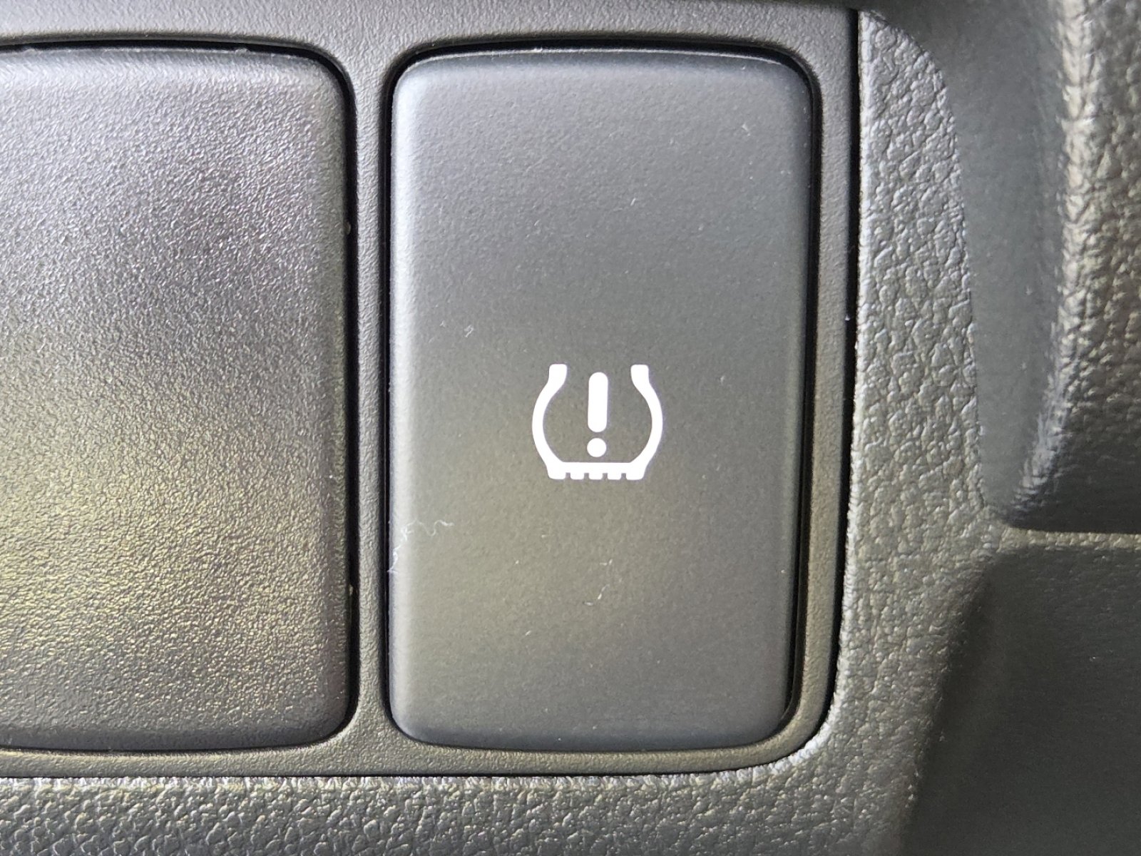 Used 2016 Honda CR-V EX image 9