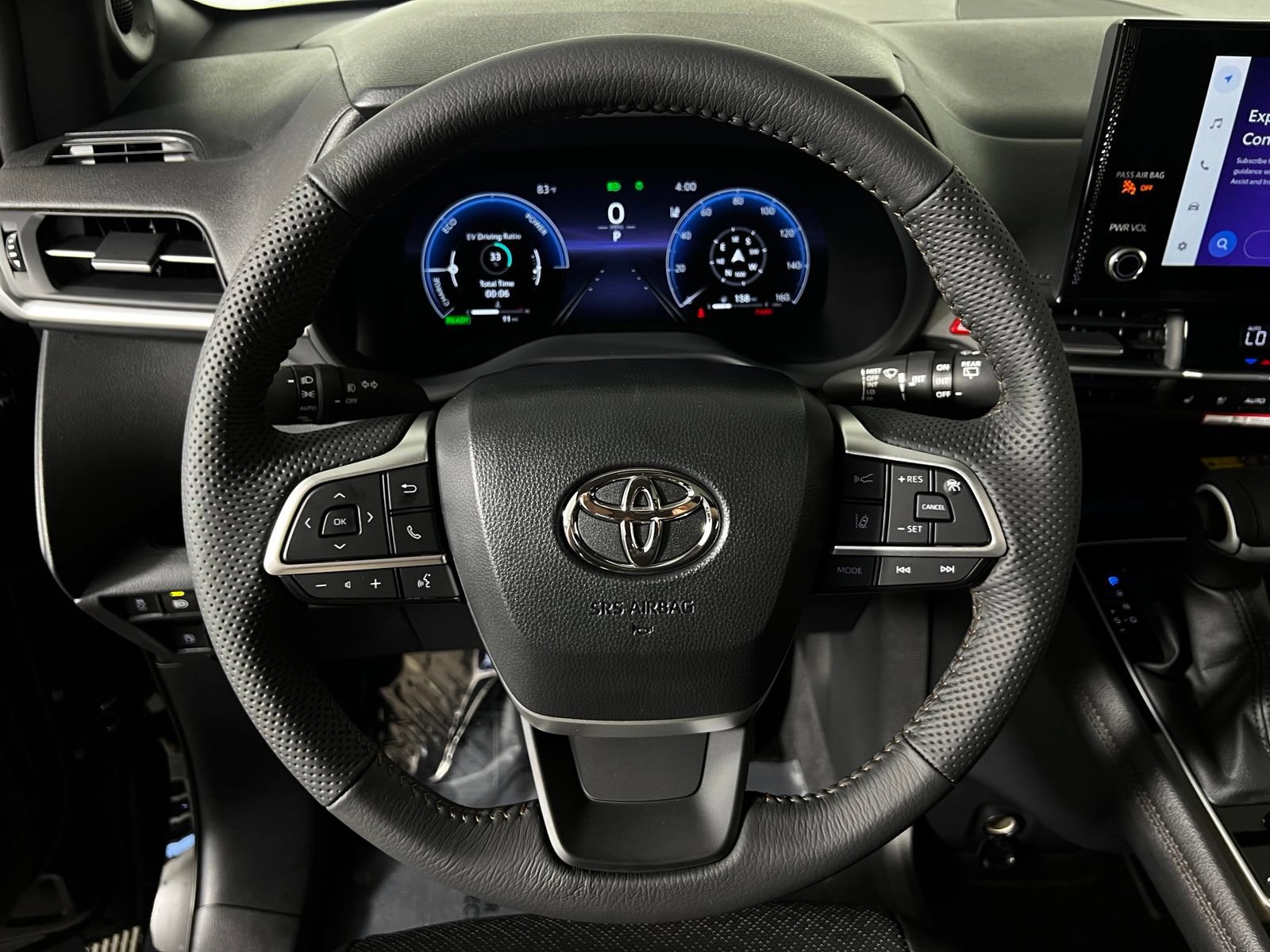 Used 2026 Toyota Sienna Limited FWD image 16