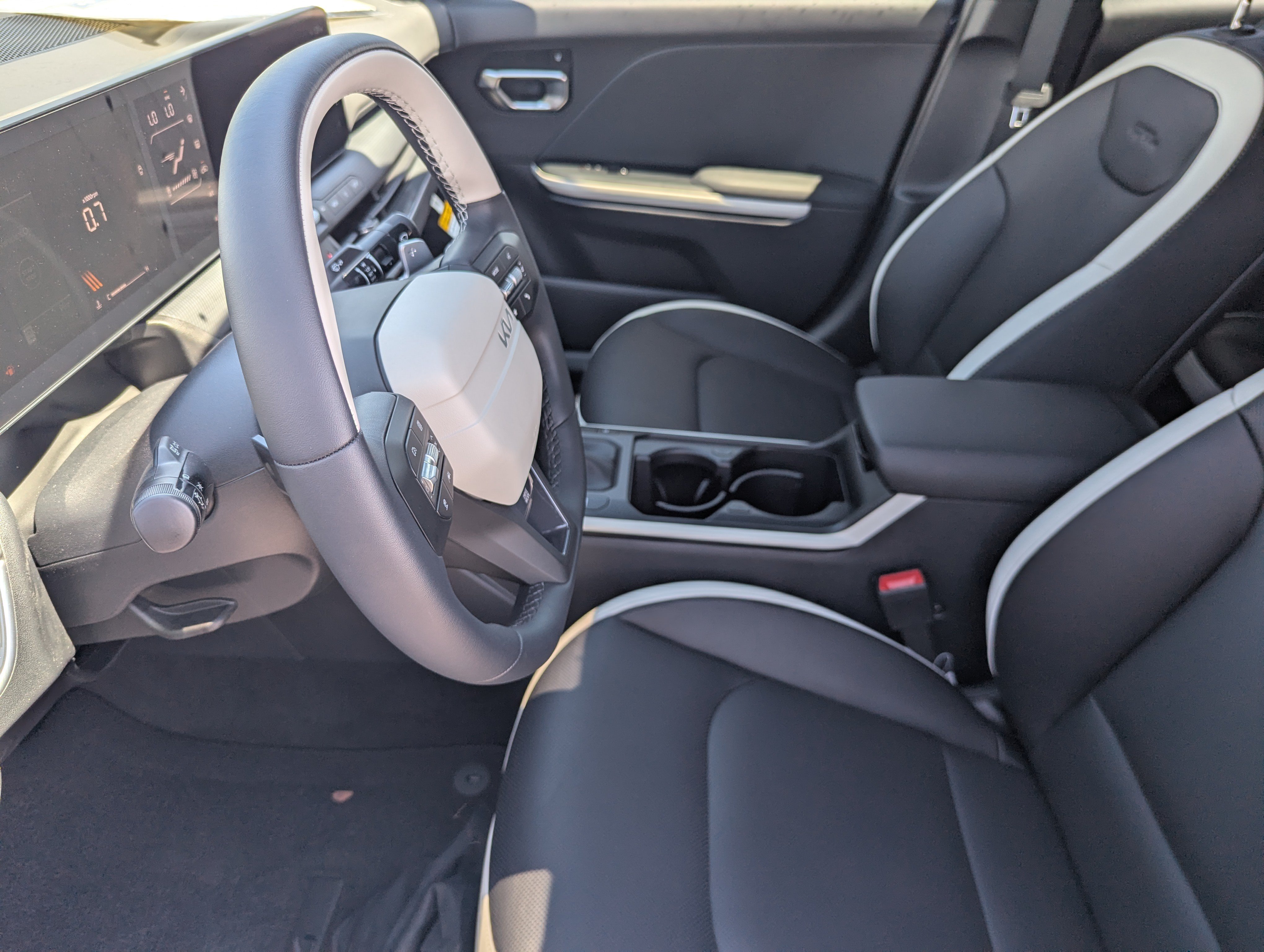 New 2026 Kia K4 GT-Line w/ GT-Line Sunroof Package FWD image 20