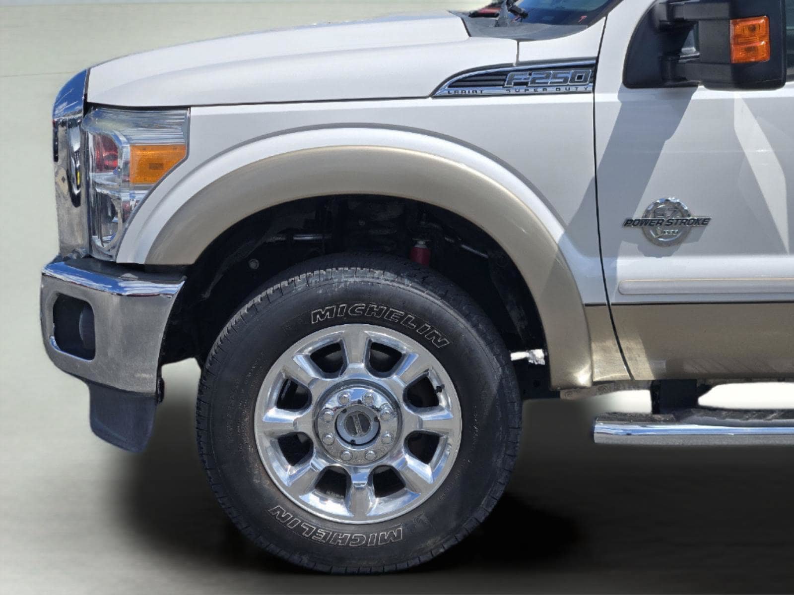 Used 2014 Ford F250 Lariat w/ Lariat Ultimate Package AWD/4WD image 9